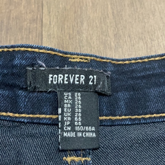 Dark wash jean shorts - Picture 4 of 4